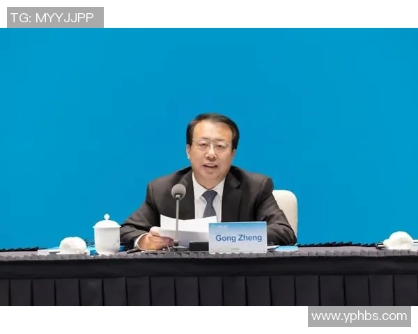 专访李强:探寻篮球领域成功背后的秘密与智慧